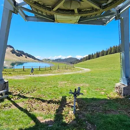 Pour 4 Personnes à Les Mémises Apartamento Thollon-les-Memises